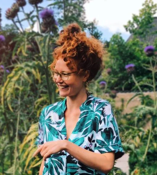 Visual Strolls Sarah van Dongen — . . .